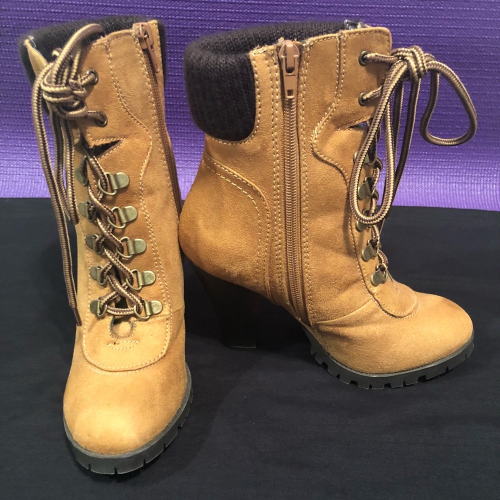 Tan Ankle boots